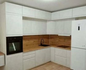 Модульная кухня Бруклин 2.4 x 2 м (Бетон белый) в Минусинске - minusinsk.katalogmebeli.com | фото 15